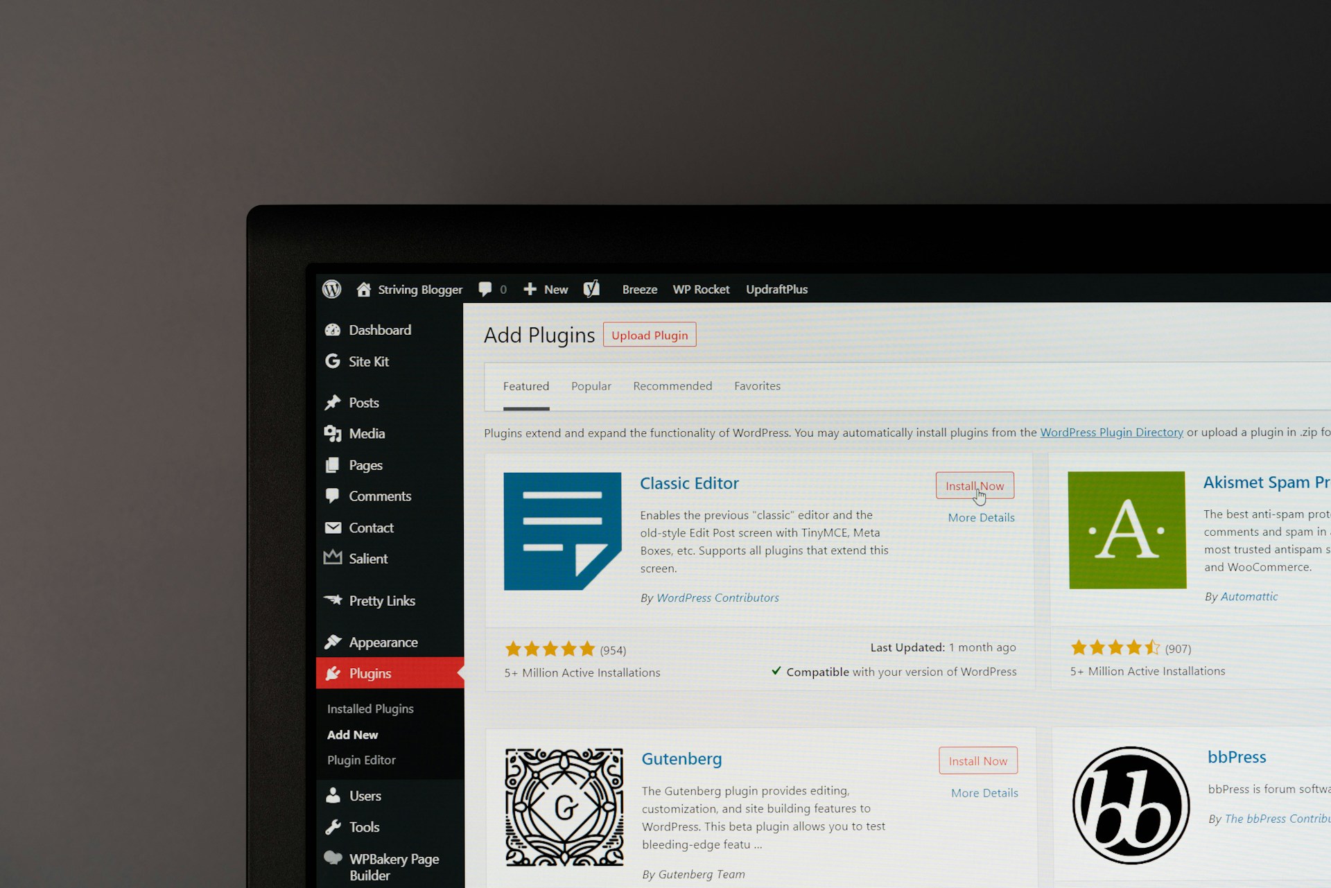 wordpress u otro web builder