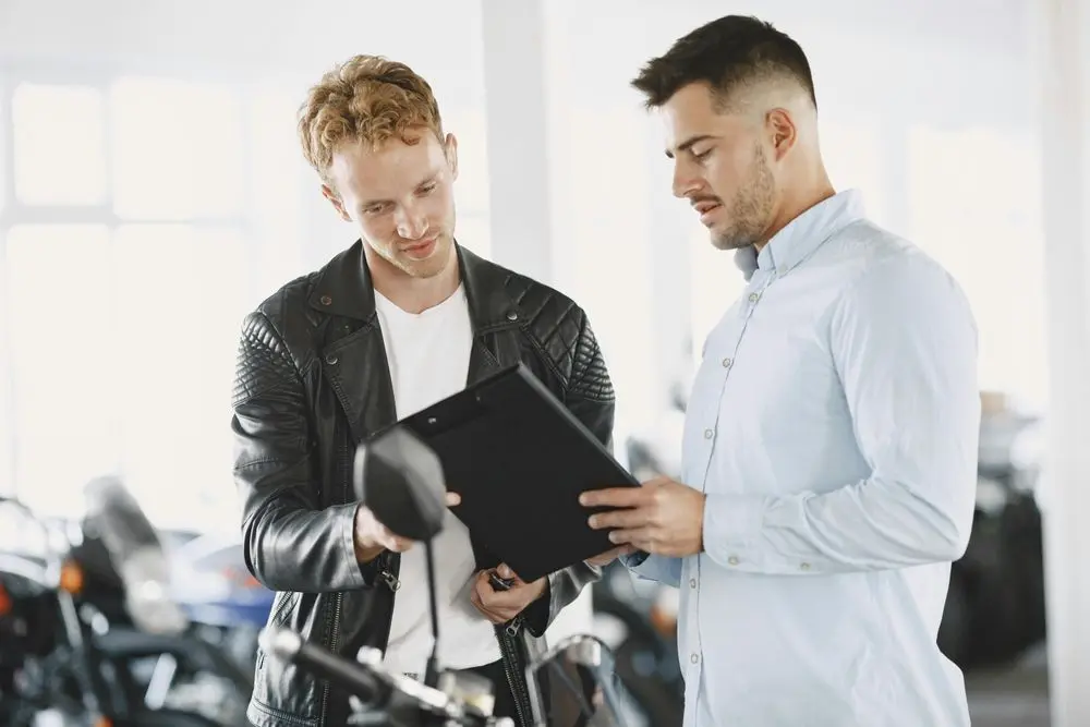 Cómo digitalizar mis contratos de alquiler de motos